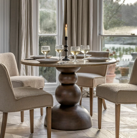 Sculpt Round Dining Table